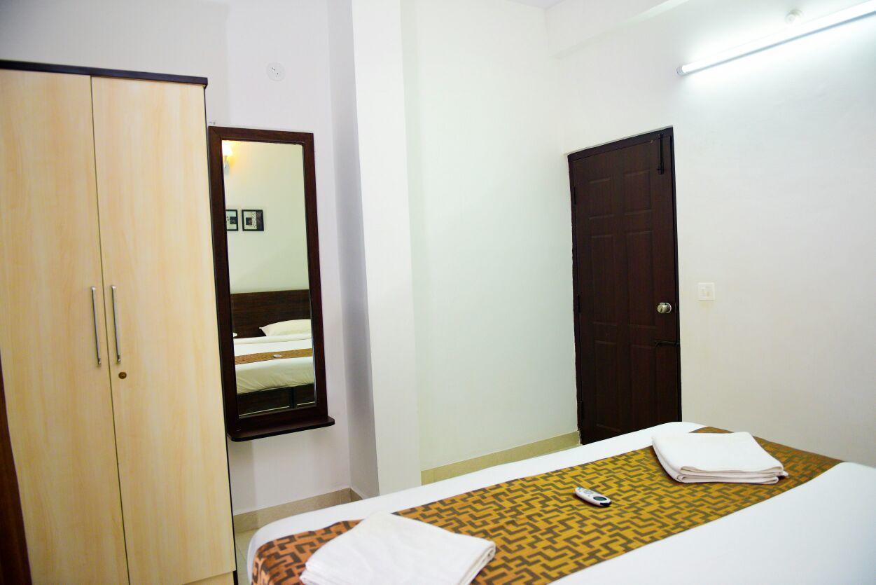 Varsha Enclave- Trinity House Aparthotel Mysore Luaran gambar